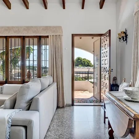Villa Bouganvillea By Aldertons Benissa