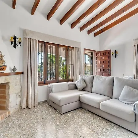 Villa Bouganvillea By Aldertons Benissa